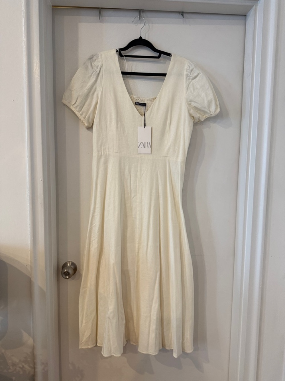 ZARA White V-Neck Puff Sleeve Midi Dress